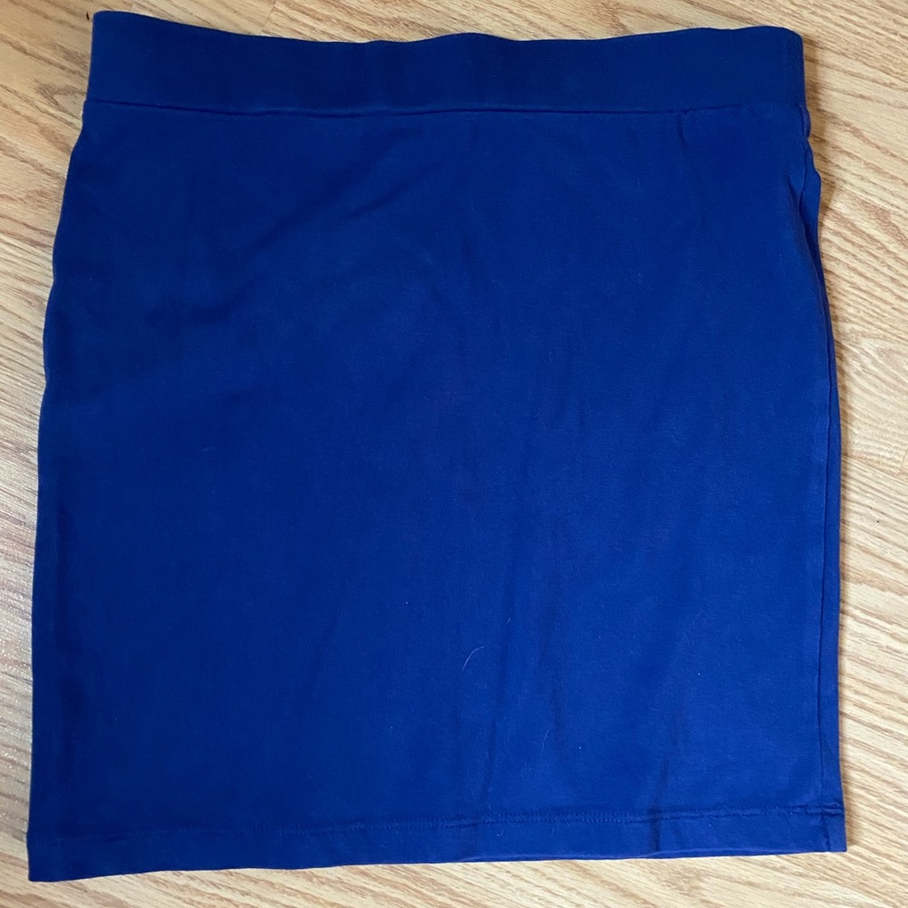 Forever 21 Navy mini skirt size M
